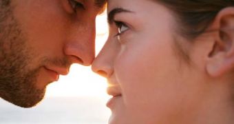 Women Can Read Man’s Intentions in His Eyes, Study Shows