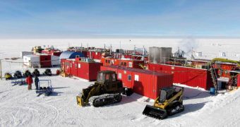 Equipment at the IceCube base, at the South Pole