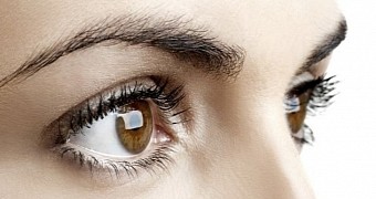 World First: Woman Implanted Retinal Tissue Grown from Her Own Skin