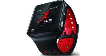 World’s First GPS Fitness Tracker and Smart MP3 Player