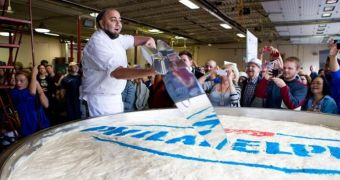 Philadelphia Cream Cheese takes record for world's largest cheesecake