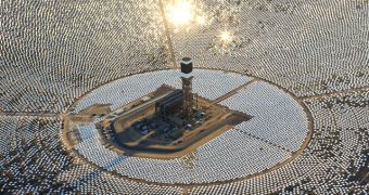 The world's largest solar thermal plant is now up and running in the US