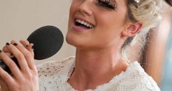 Katie Waissel wears unique-looking fake eyelashes on X Factor