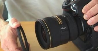 XUME snap-on adapter for DSLR lenses