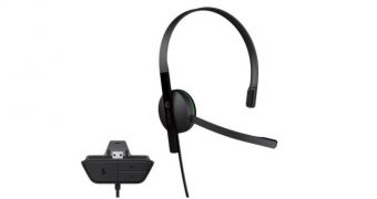 The Xbox One wire chat headset