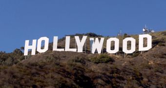 Hollywood actors may resort to strike because of YouTube-style video clips