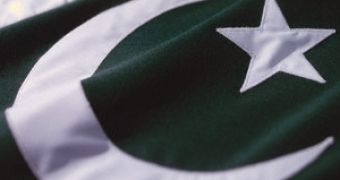Pakistan blocks over 450 websites