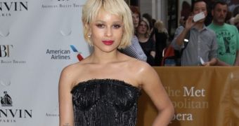 Zoe Kravitz did a clay cleanse to play an anorexic and bulimic in new movie, “The Road Within”