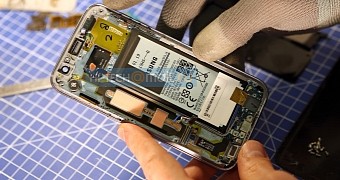Samsung Galaxy S7 insides