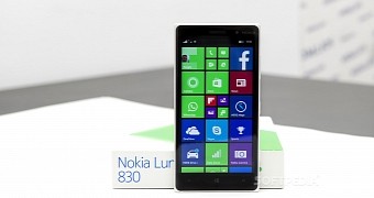 Lumia 830 is one of the devices that can run Android apps