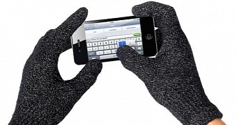 Gloves and iPhones, a match made in Cupertino