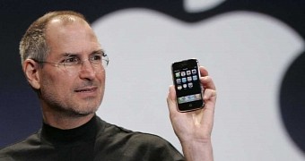 Steve Jobs launching the first iPhone
