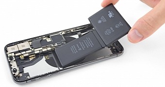 L-shaped battery in the iPhone X