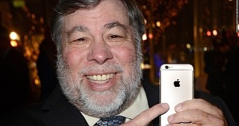 Steve Wozniak and his personal iPhone