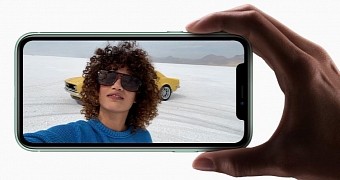 Taking a slofie with the iPhone 11