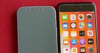 3D printed 5.4-inch iPhone 12 vs. 2020 iPhone SE