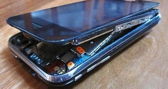 Old iPhones seem to catch fire due to various reasons