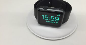 Apple Watch dock bringing nightstand mode