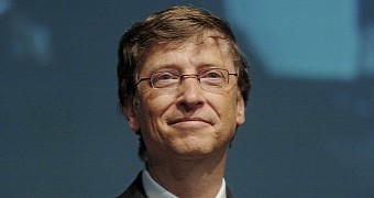 Bill Gates says this is one very special case and Apple should comply with the order