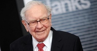 Warren Buffet has been using a flip phone for years