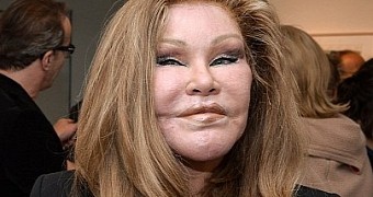 Catwoman Jocelyn Wildenstein Steps Out for Art Exhibit in NYC - Photo