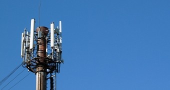 Mobile cell tower