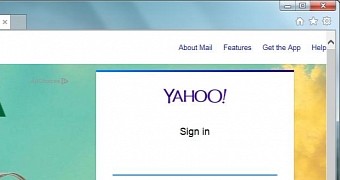 Yahoo displays 2014 hack info on the login page