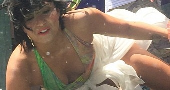 Demi Lovato falls at pool party in LA, during concert promoting new single "Cool for the Summer"