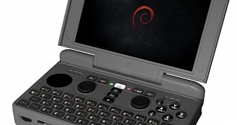 DragonBox Pyra Is a Debian-Based Handheld Device with Gaming Controls and Keyboard