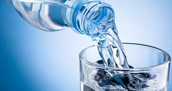 Drinking Too Much Water Kills Otherwise Healthy 47-Year-Old Woman