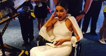 Olivia Culpo had to use a wheelchair after nearly fainting on the Emmys 2015 red carpet