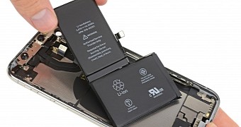 iPhone X battery
