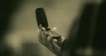 Adele uses a flip phone in the video for "Hello" and the Internet still can't get over it