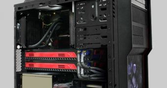 iBuyPower unveils small but strong LAN Party gaming rig
