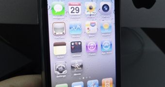 iMovie for iPhone 4 installed on an unsupported device - iPhone 3GS