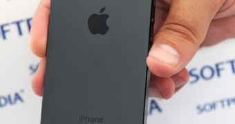 Apple iPhone 5 (back)