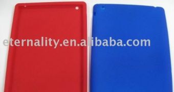 iPad 2 on the Way, Leaked Video, Photos of Protective Cases Confirm