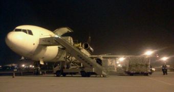 Alleged photo showing iPad 3 units being loaded on a plane