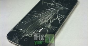 iPhone 4 glass-break test