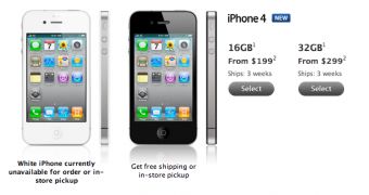 Apple online store showing the availability of iPhone 4