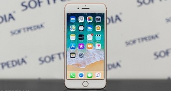 iOS 11 springboard on iPhone 8
