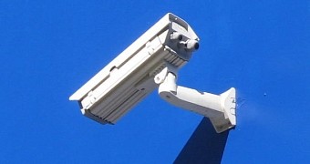 IP camera company does not like to fix security bugs