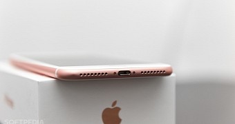 Lightning, the one and only connector on the iPhone 7