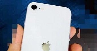 Alleged iPhone 9 live photo