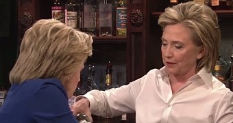 Kate McKinnon's Hillary Clinton meets the real-life Hillary on SNL skit