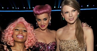 Katy Perry Shades Taylor Swift in VMAs 2015 Feud with Nicki Minaj