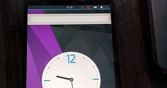 KDE Plasma Mobile running on Nexus 5X