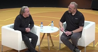 Linus Torvalds in conversation with Dirk Hohndel