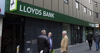 Lloyds survives three days of DDoS attacks