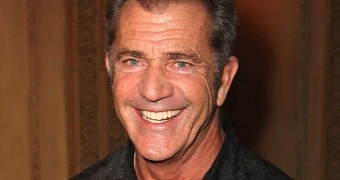 Mel Gibson Attacks Female Photographer in Sydney: He Pushed Me, Spit and Swore at Me